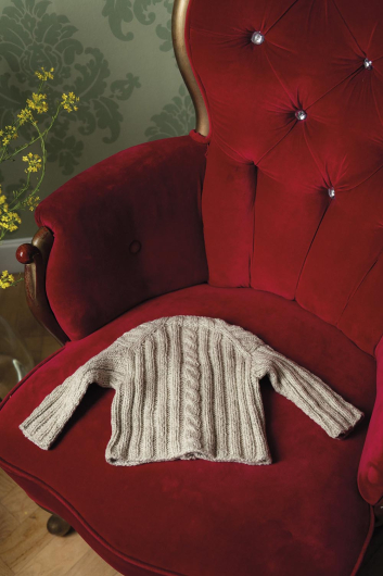 Gladiolus- babyvest met kabels