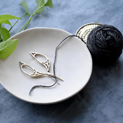 Schaar met leren etui