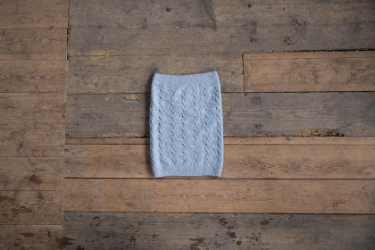 Ässja - Cowl met gatenpatroon