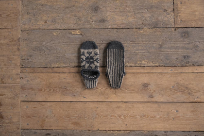 Smide - patroongebreide sloffen