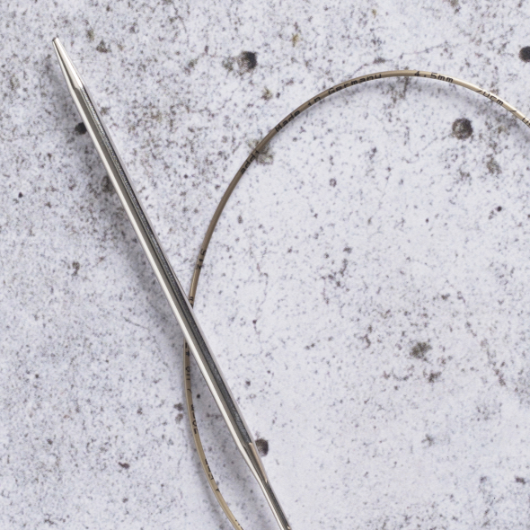 Rondbreinaalden in messing