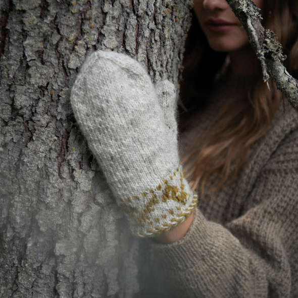 Mara - versierde want